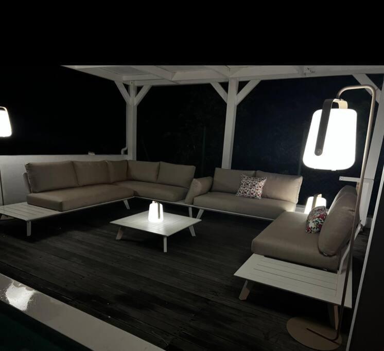 Spacieuse Villa Corossol Avec Piscine Et Jeux Exterieurs Le Gosier  Luaran gambar
